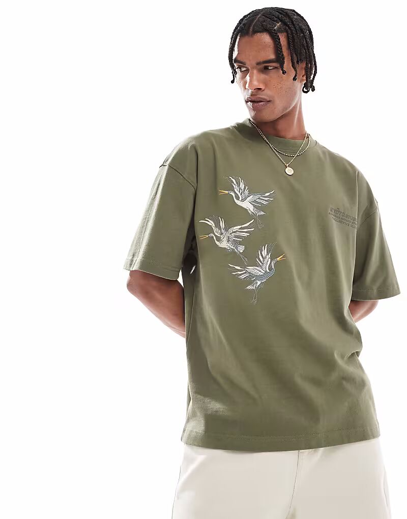 Футболка oversize River Island Kyoto studios цвета хаки
Футболка oversize River Island Kyoto studios цвета хаки