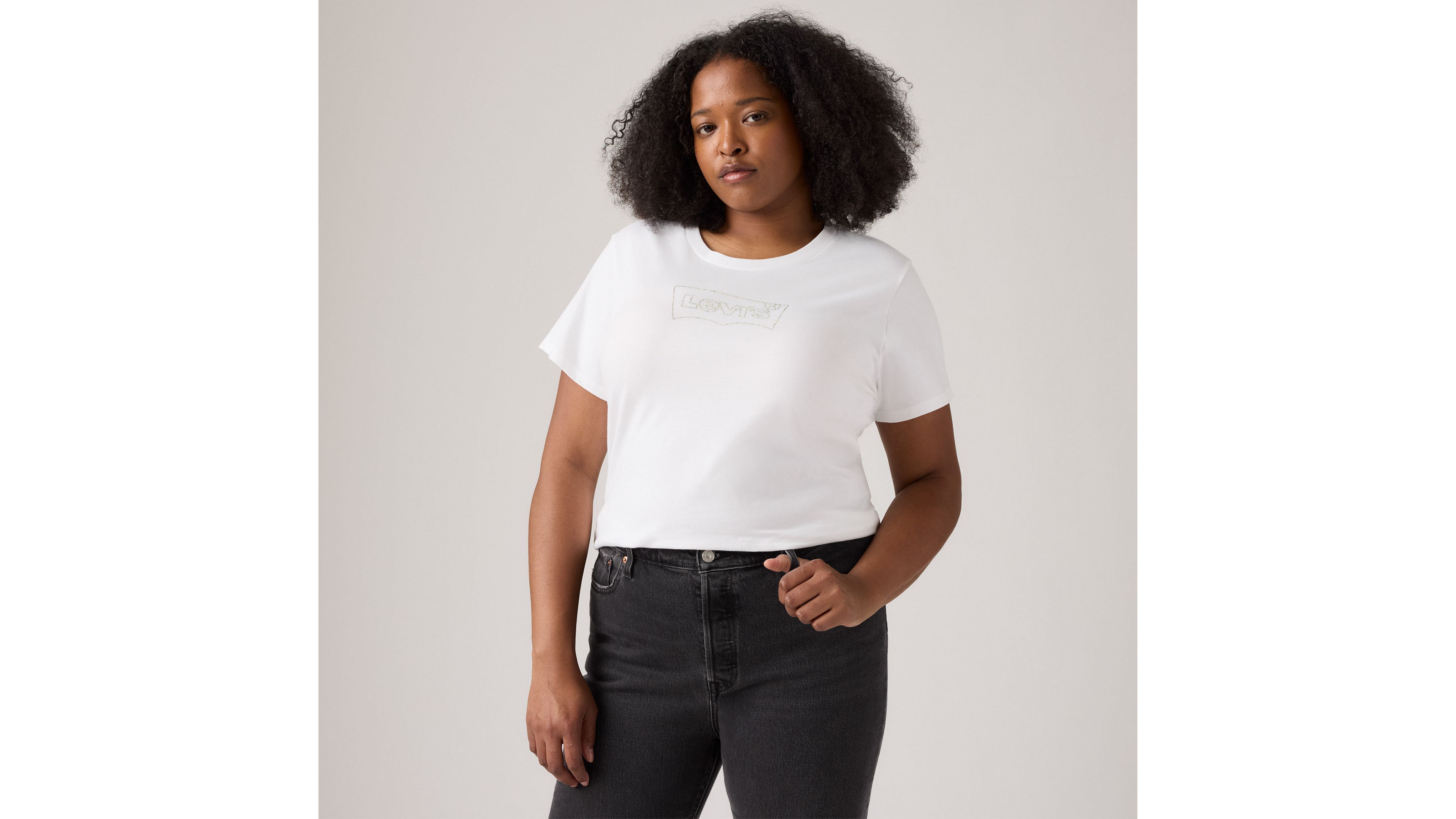 Футболка с идеальным логотипом (большие размеры) Levi's, Bright White - White
Футболка с идеальным логотипом (большие размеры) Levi's, Bright White - White