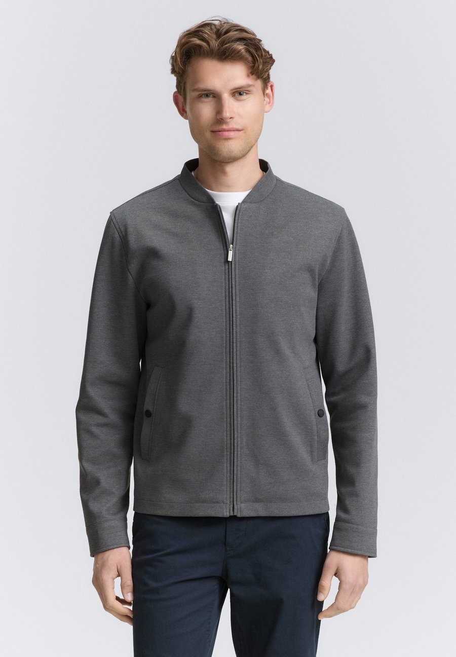 Куртка TOM TAILOR MIT BOMBERKRAGEN, Classic Dark Grey Melange/Dark Grey
Куртка TOM TAILOR MIT BOMBERKRAGEN, Classic Dark Grey Melange/Dark Grey