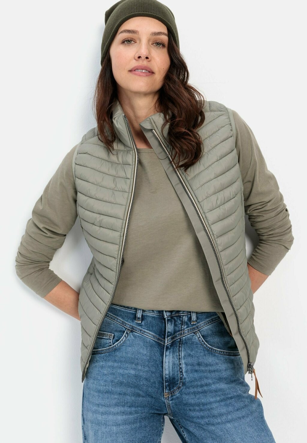 Жилет camel active, зеленый
Жилет camel active, зеленый