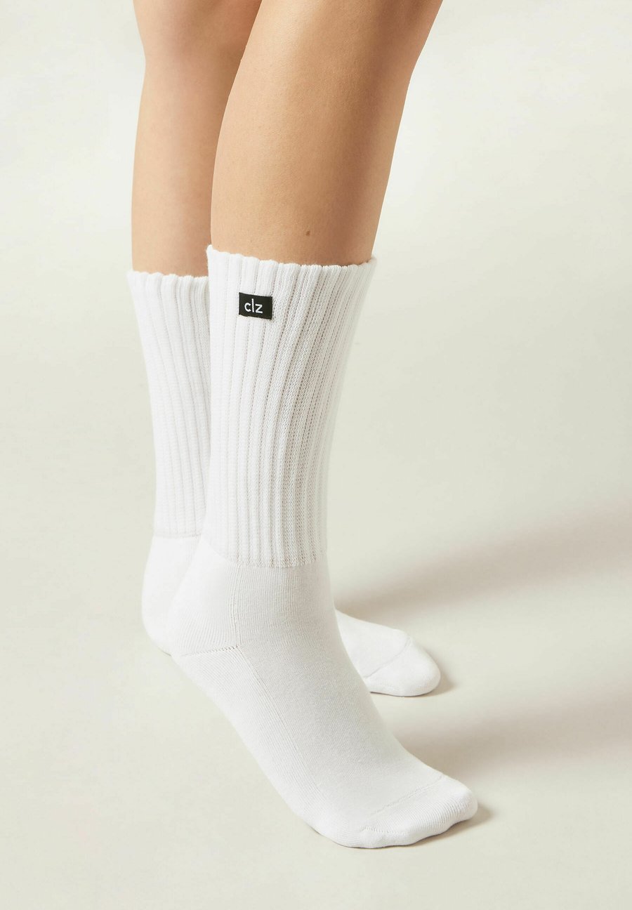 Носки Calzedonia Socks, White
Носки Calzedonia Socks, White