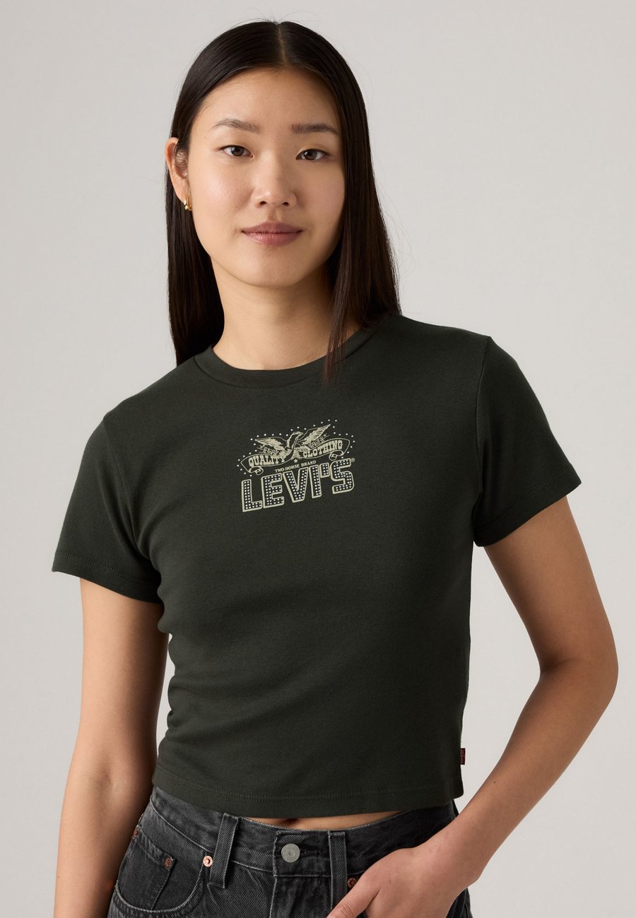 Футболка Levi's ESSENTIAL SPORTY TEE, Archival Pirate Black/Black, Черный, Футболка Levi's ESSENTIAL SPORTY TEE, Archival Pirate Black/Black
Футболка Levi's ESSENTIAL SPORTY TEE, Archival Pirate Black/Black, Черный, Футболка Levi's ESSENTIAL SPORTY TEE, Archival Pirate Black/Black