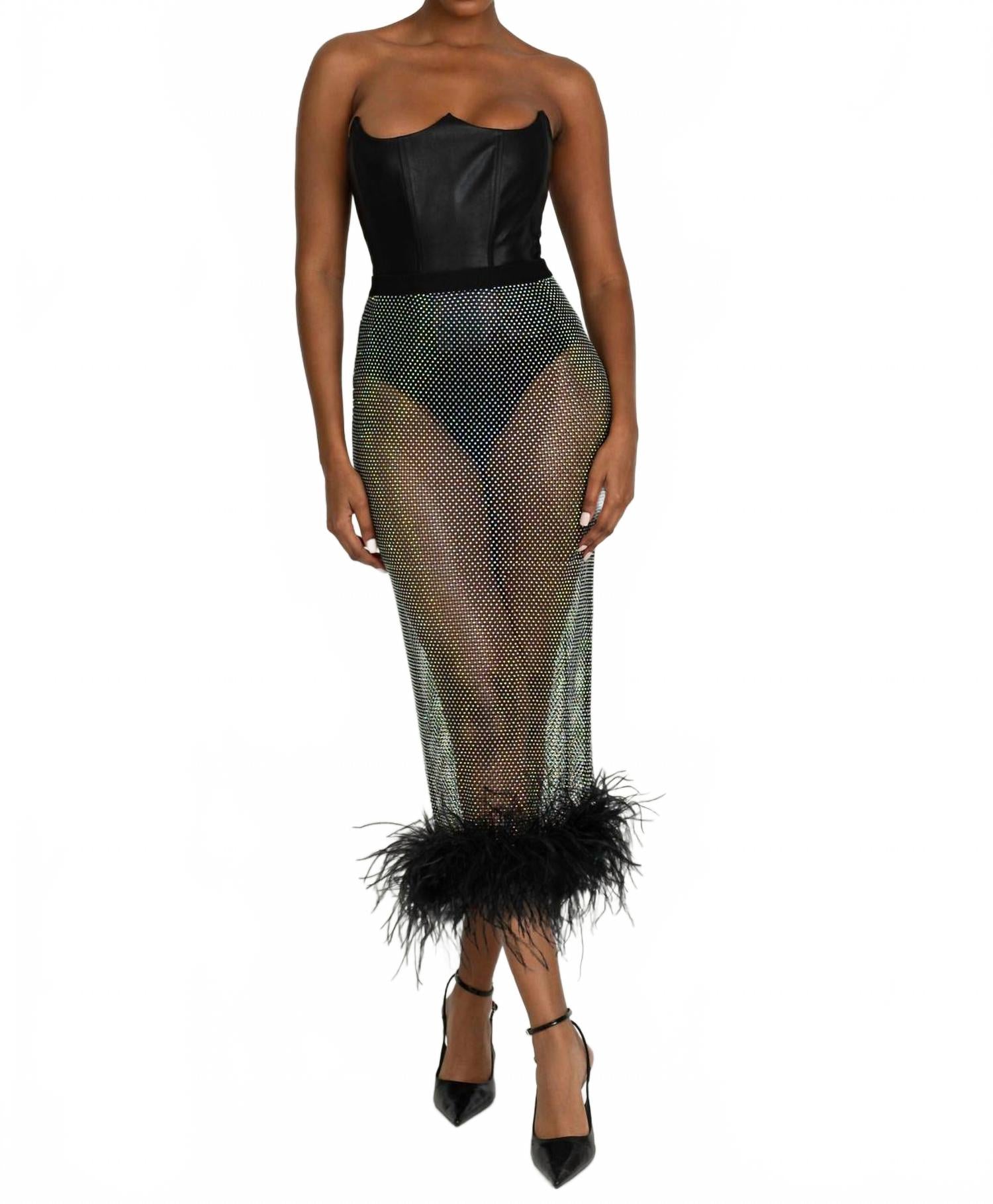 Наташа атласная юбка в черном цвете Ciao by CC
Наташа атласная юбка в черном цвете Ciao by CC