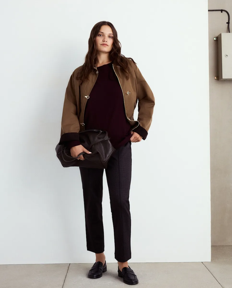 Женский свободный вязаный джемпер Couchel, баклажановый
Женский свободный вязаный джемпер Couchel, баклажановый