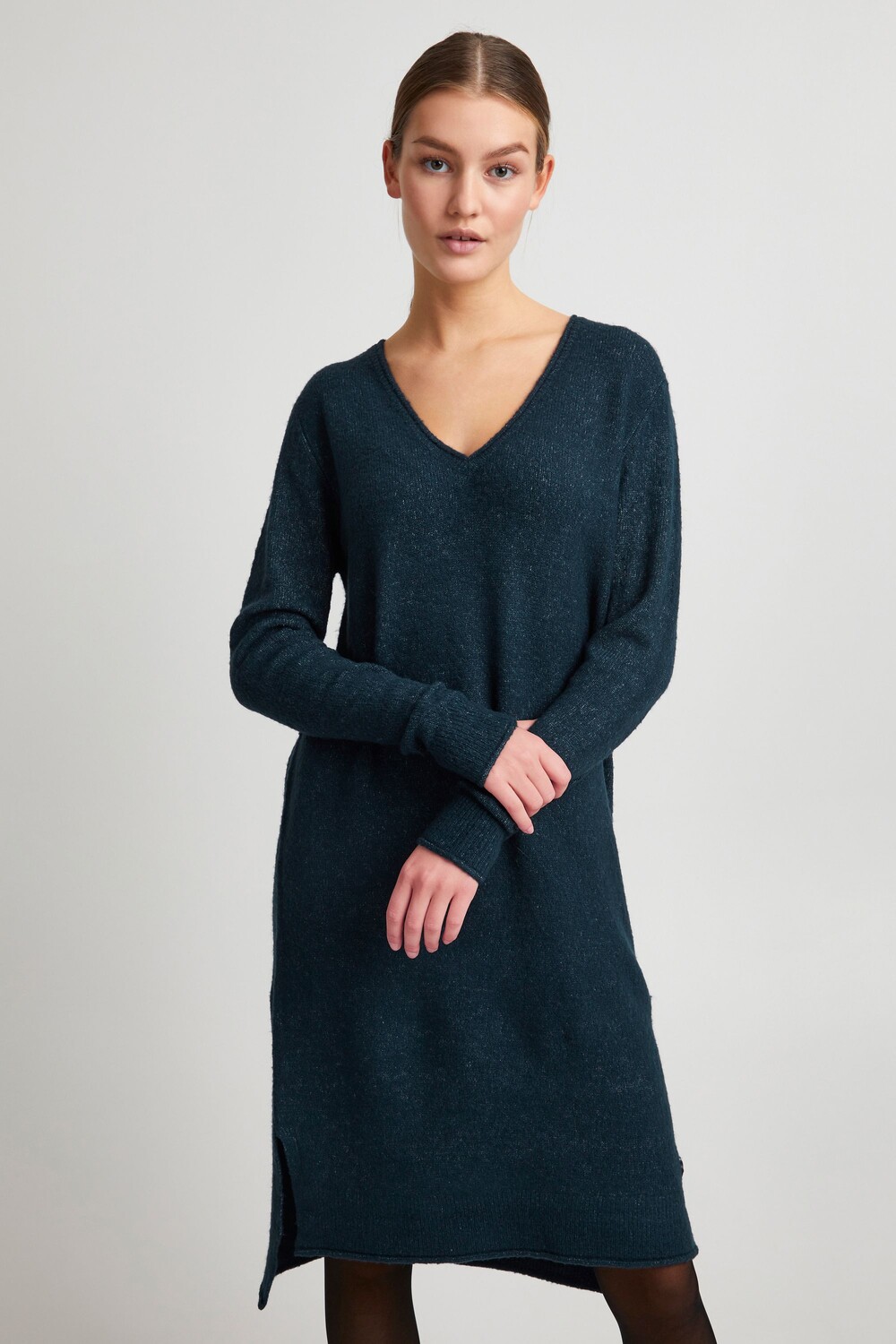 Платье Oxmo Strick, синий 
Платье Oxmo Strick, синий