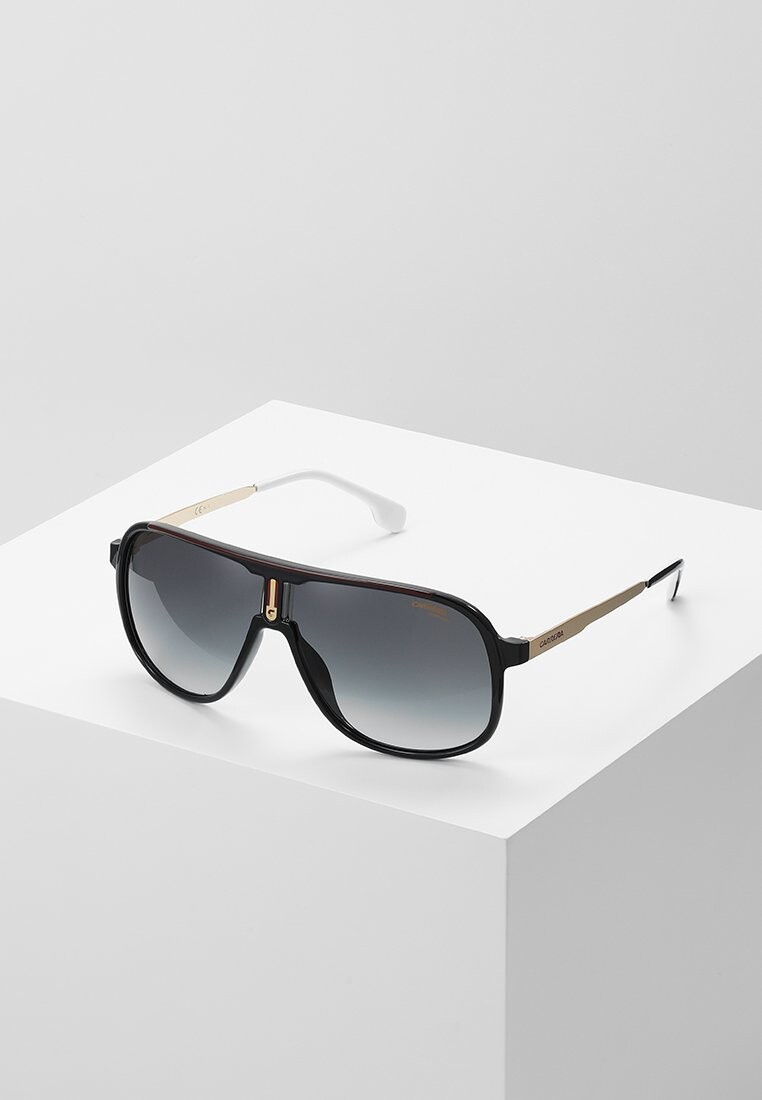 Солнцезащитные очки Carrera, цвет black
Солнцезащитные очки Carrera, цвет black