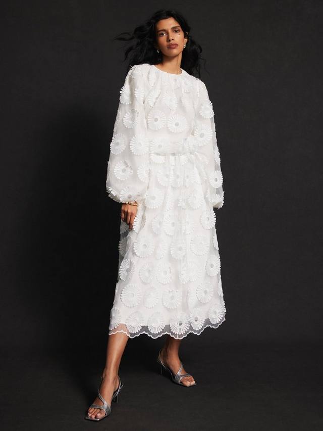 Юбка миди с цветочной аппликацией Mint Velvet, White Ivory
Юбка миди с цветочной аппликацией Mint Velvet, White Ivory