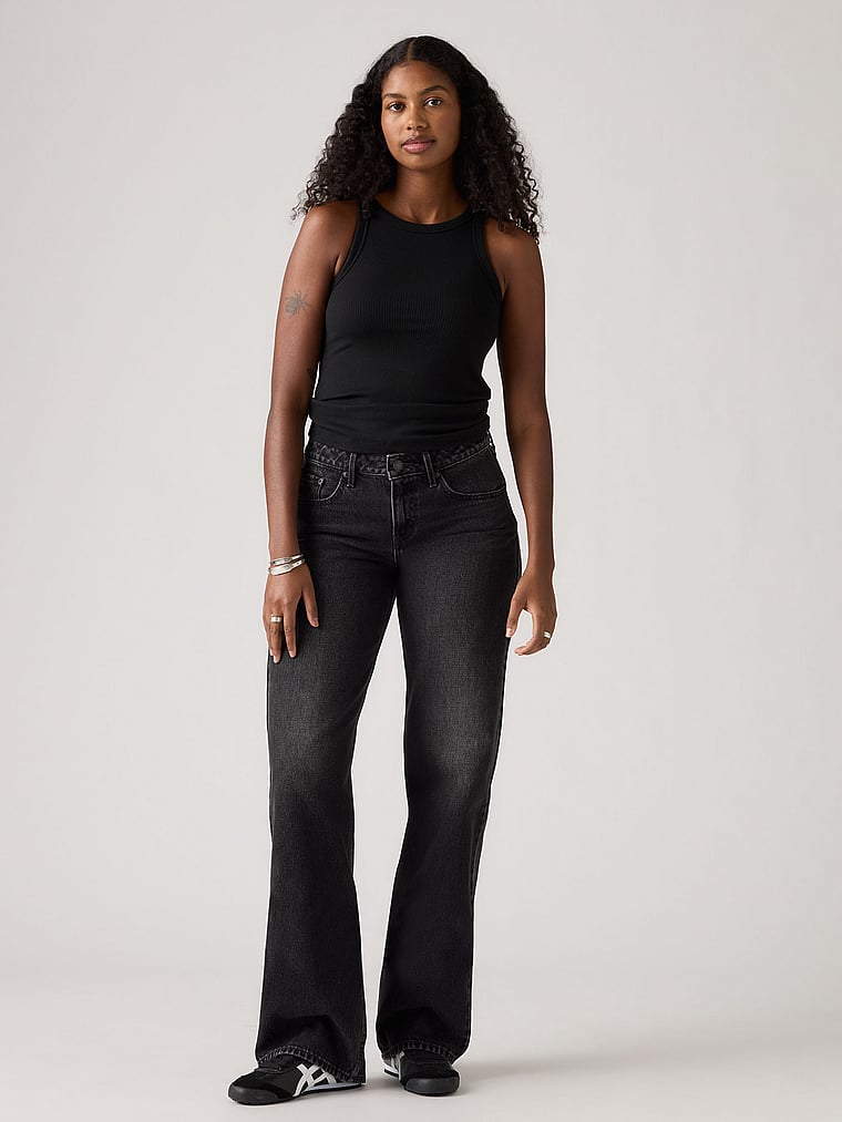 Низкие свободные джинсы Levi'S, tech storm
Низкие свободные джинсы Levi'S, tech storm