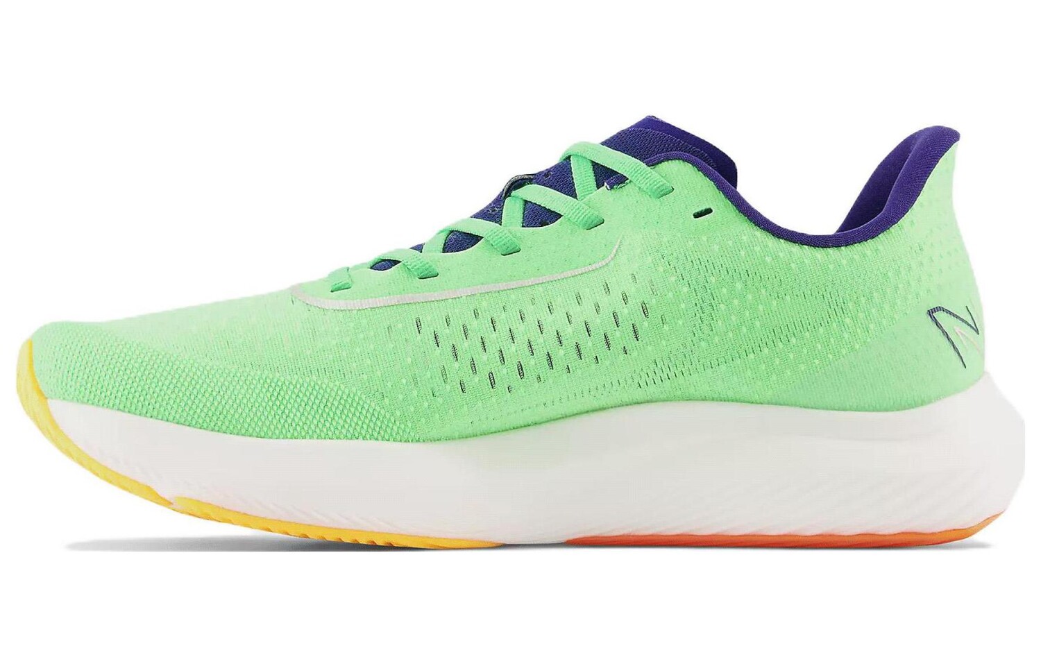 Мужские кроссовки New Balance NB FuelCell
Мужские кроссовки New Balance NB FuelCell