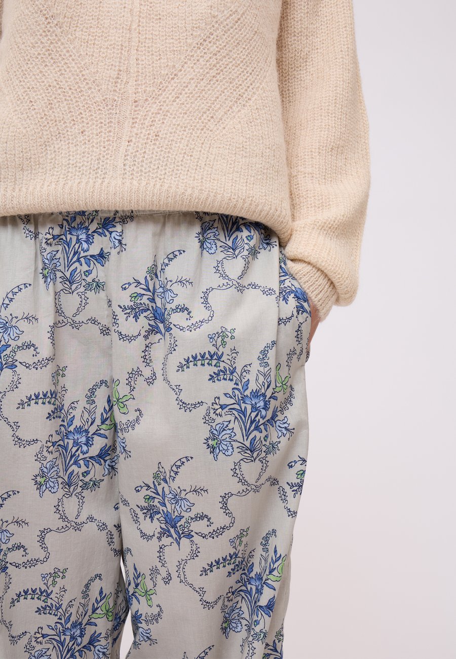 Брюки Noa Noa LIVIA, Print Blue/Blue
Брюки Noa Noa LIVIA, Print Blue/Blue