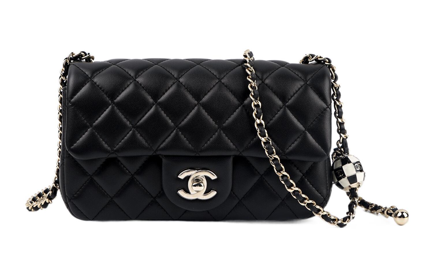 Классический клатч CF23C Ранняя весна из овчины, женская черная сумка через плечо CHANEL
Классический клатч CF23C Ранняя весна из овчины, женская черная сумка через плечо CHANEL
