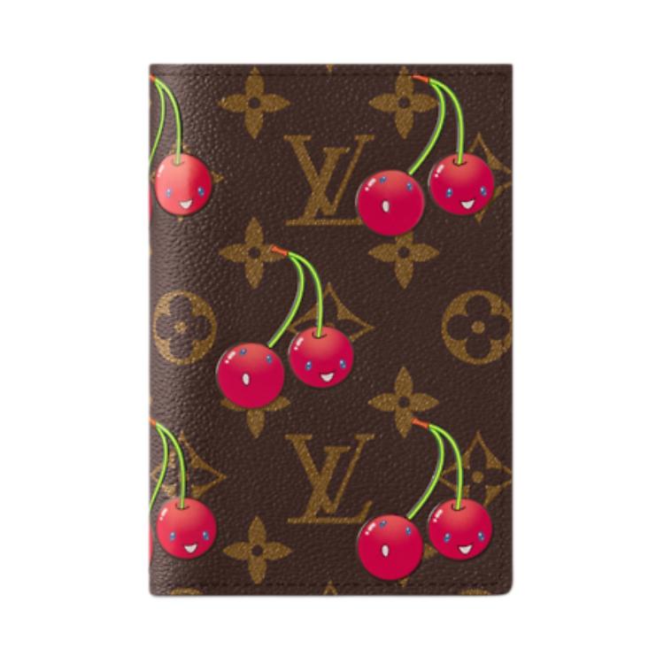 LOUIS VUITTON Чехол для паспорта 
LOUIS VUITTON Чехол для паспорта