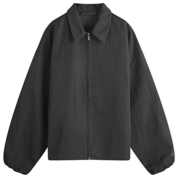 Куртка водителя грузовика из текстурированного нейлона Fear Of God Essentials, черный
Куртка водителя грузовика из текстурированного нейлона Fear Of God Essentials, черный