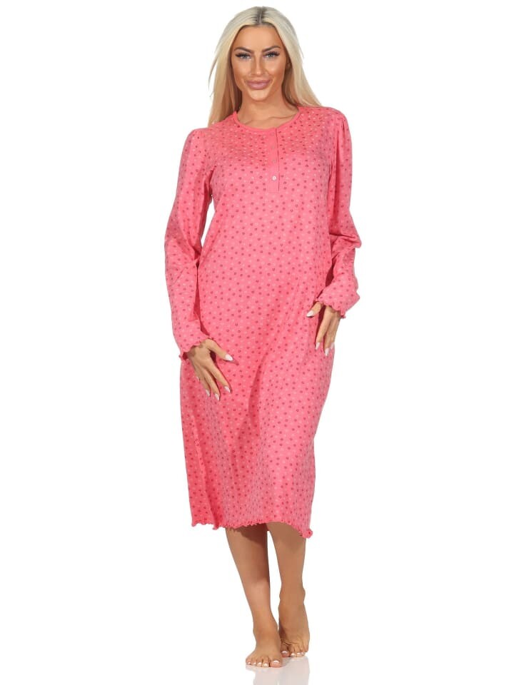 Ночная рубашка NORMANN Langarm klassische Design Knopfleiste am Hals, цвет beere
Ночная рубашка NORMANN Langarm klassische Design Knopfleiste am Hals, цвет beere