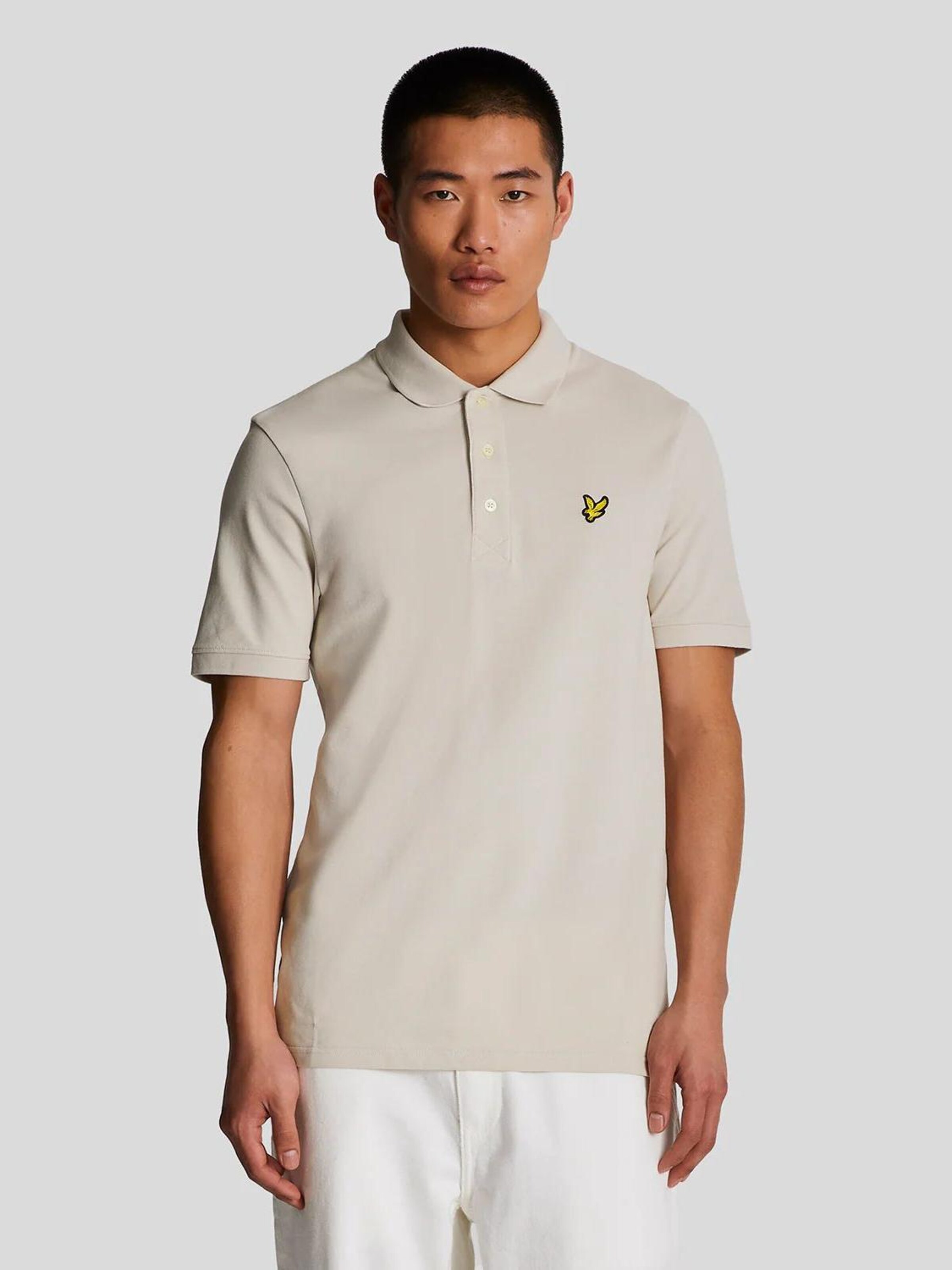 Lyle & Scott Лонгслив в бежевом цвете
Lyle & Scott Лонгслив в бежевом цвете