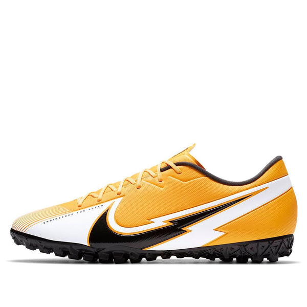 Кроссовки vapor 13 академия tf turf Nike, белый
Кроссовки vapor 13 академия tf turf Nike, белый