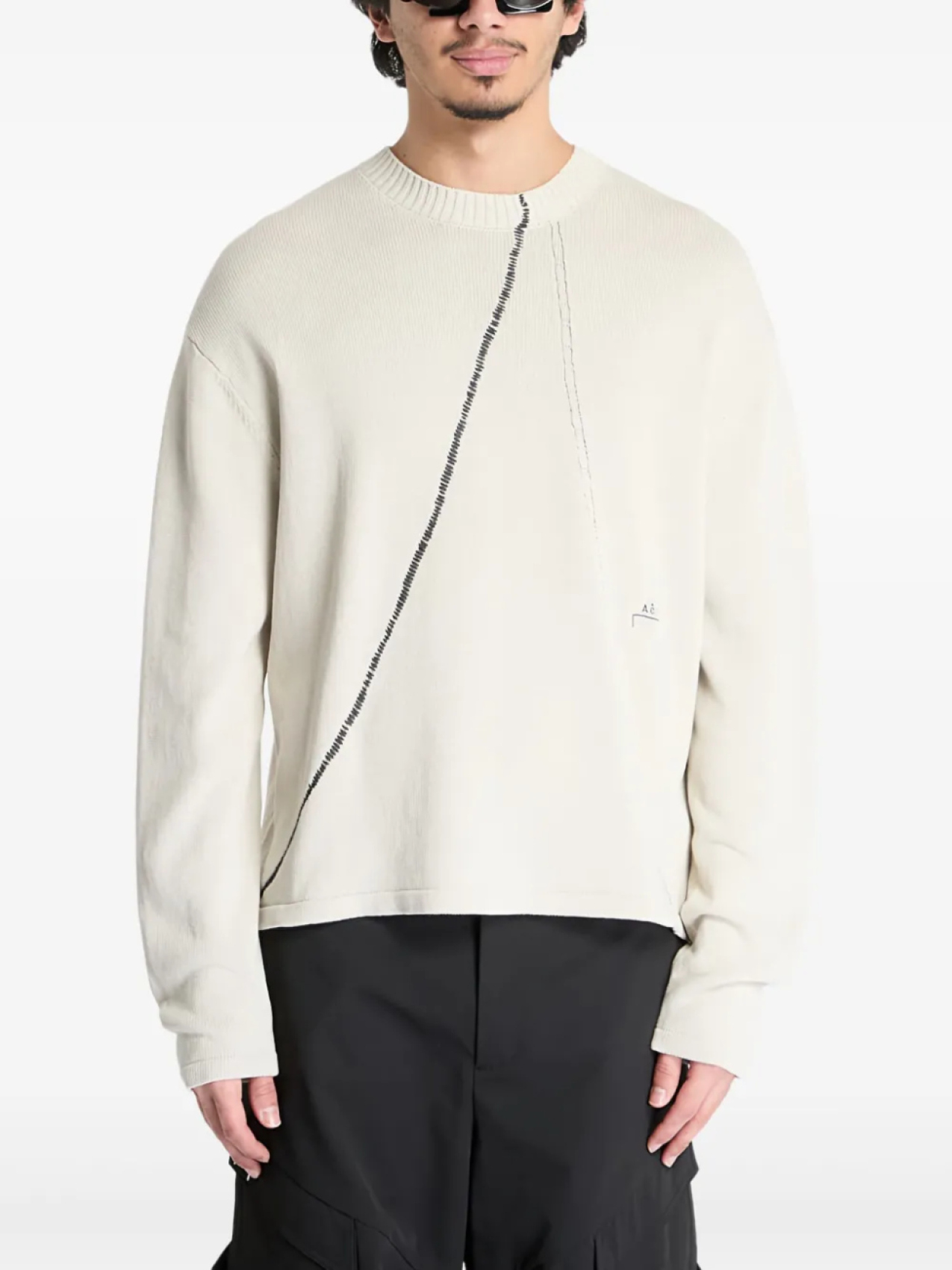 A-COLD-WALL* Свитер Millbank с асимметричным швом, нейтральный
A-COLD-WALL* Свитер Millbank с асимметричным швом, нейтральный