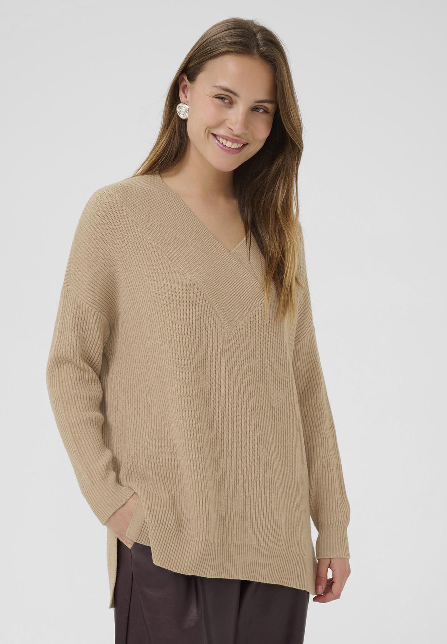Джемпер Culture CUOLIVIA V-NECK PULLOVER, Beige
Джемпер Culture CUOLIVIA V-NECK PULLOVER, Beige
