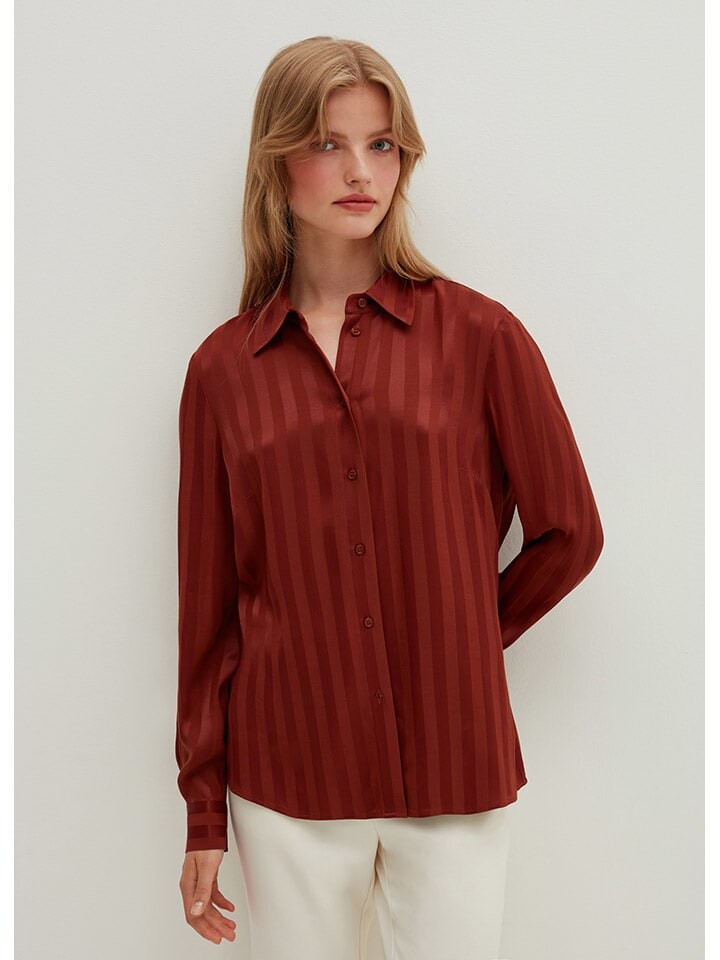 Блуза STEFANEL, цвет rotbraun
Блуза STEFANEL, цвет rotbraun