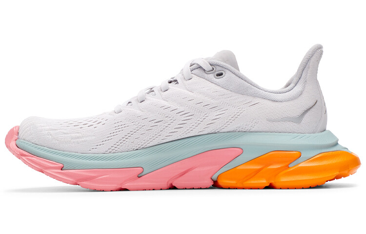 Женские беговые кроссовки Hoka One One Clifton Edge
Женские беговые кроссовки Hoka One One Clifton Edge