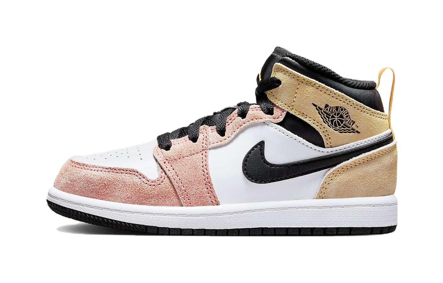 Детские баскетбольные кроссовки Jordan BP
Детские баскетбольные кроссовки Jordan BP