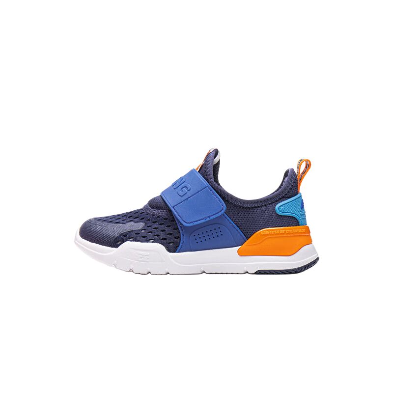 Кроссовки для бега Sports Life Collection для детей от 3 до 7 лет LINING YOUNG, темно-синий
Кроссовки для бега Sports Life Collection для детей от 3 до 7 лет LINING YOUNG, темно-синий