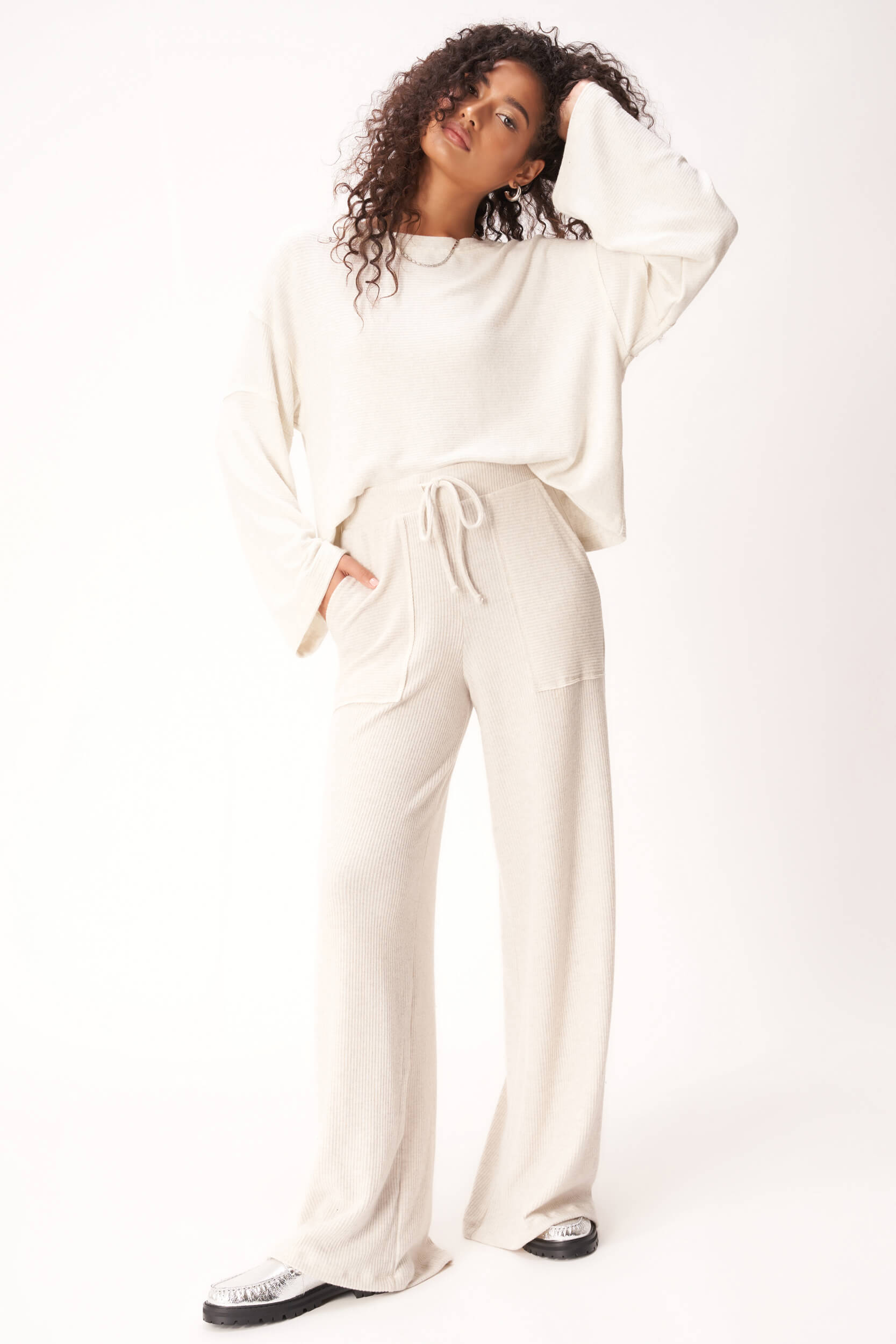 Уютный топ в рубчик Essential PROJECT SOCIAL T, Oatmeal 
Уютный топ в рубчик Essential PROJECT SOCIAL T, Oatmeal