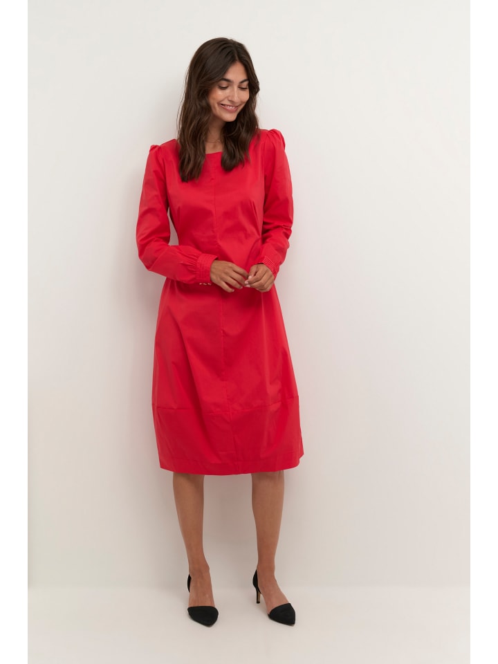 Платье до колена CULTURE
Платье до колена CULTURE