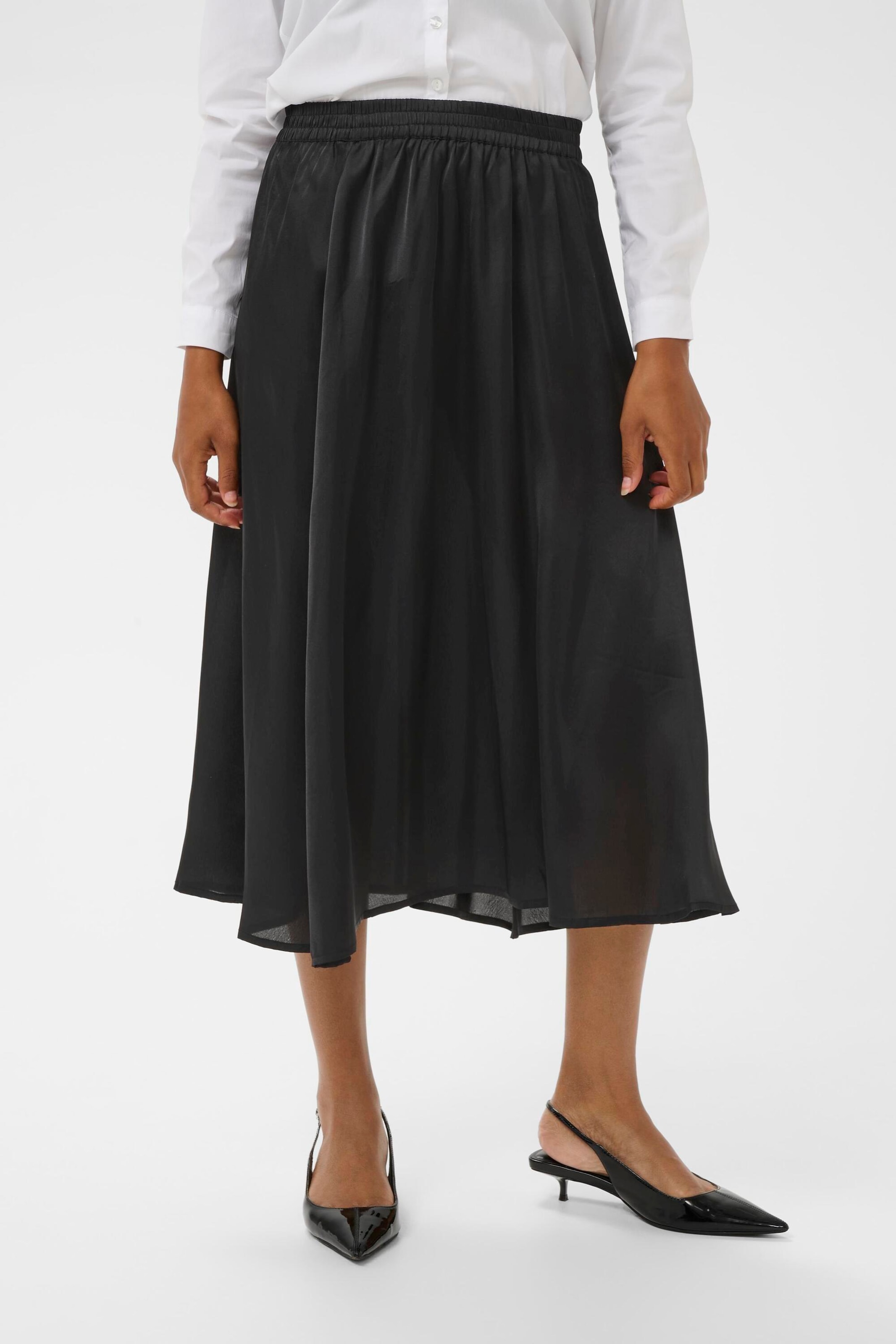 Kaffe Юбка 'KAamara' в черном цвете
Kaffe Юбка 'KAamara' в черном цвете