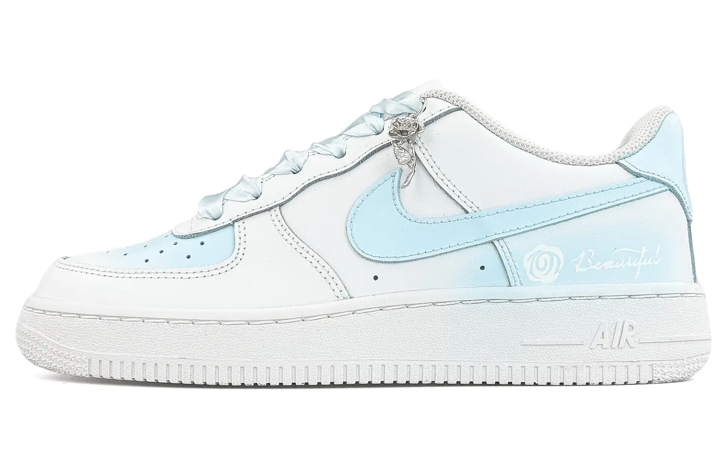 Кроссовки для скейтбординга Air Force 1 Kids Nike, белый
Кроссовки для скейтбординга Air Force 1 Kids Nike, белый