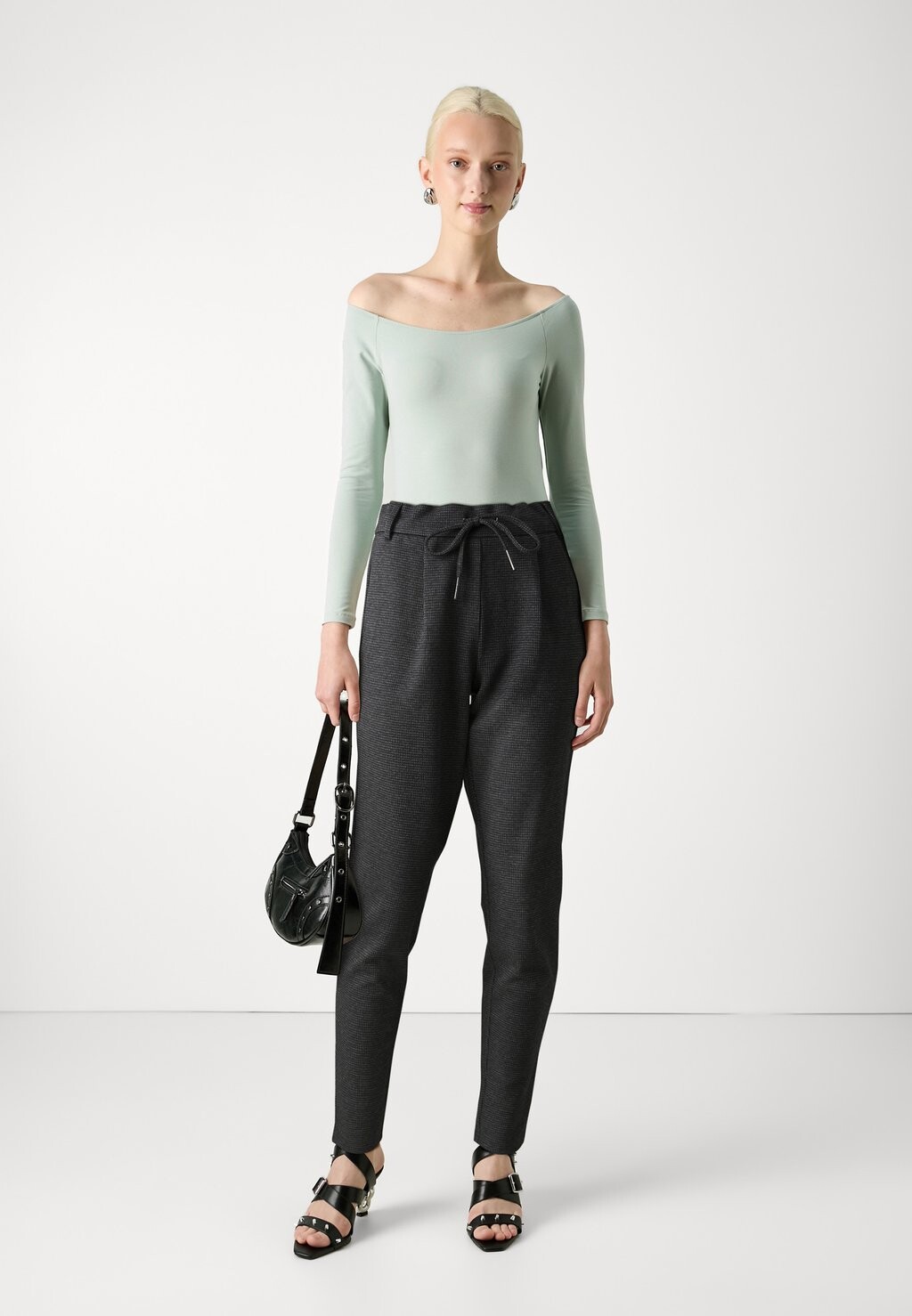 Брюки ONLPOPTRASH GOZI PANT ONLY, темно-серый
Брюки ONLPOPTRASH GOZI PANT ONLY, темно-серый