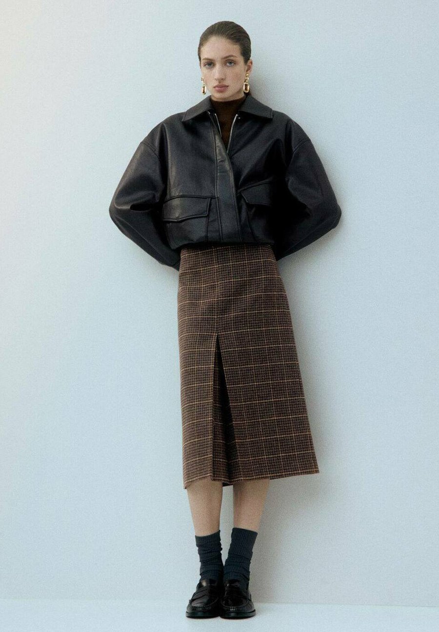 Юбка Mango A-line skirt, Brown
Юбка Mango A-line skirt, Brown