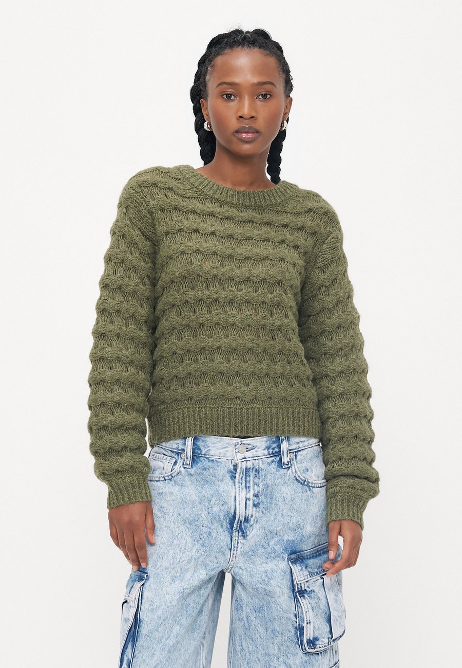 Джемпер Vero Moda Petite VMLAURYN O NECK , Grape Leaf/Dark Green
Джемпер Vero Moda Petite VMLAURYN O NECK , Grape Leaf/Dark Green