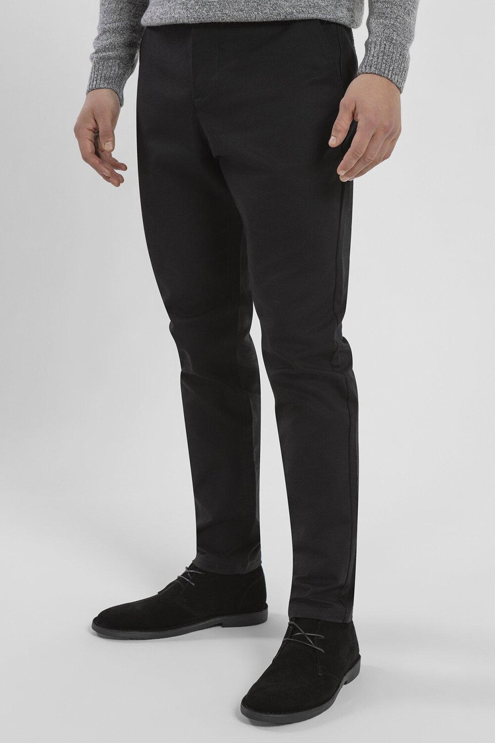 Брюки-чиносы Smart Slim Fit из хлопка стрейч Steel & Jelly, черный
Брюки-чиносы Smart Slim Fit из хлопка стрейч Steel & Jelly, черный