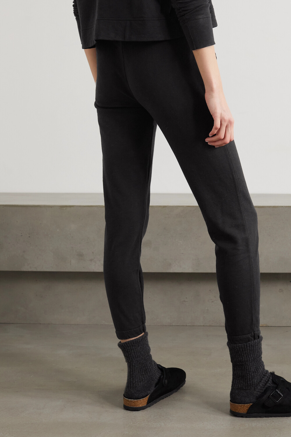 JAMES PERSE спортивные брюки Supima из хлопковой махры, черный
JAMES PERSE спортивные брюки Supima из хлопковой махры, черный