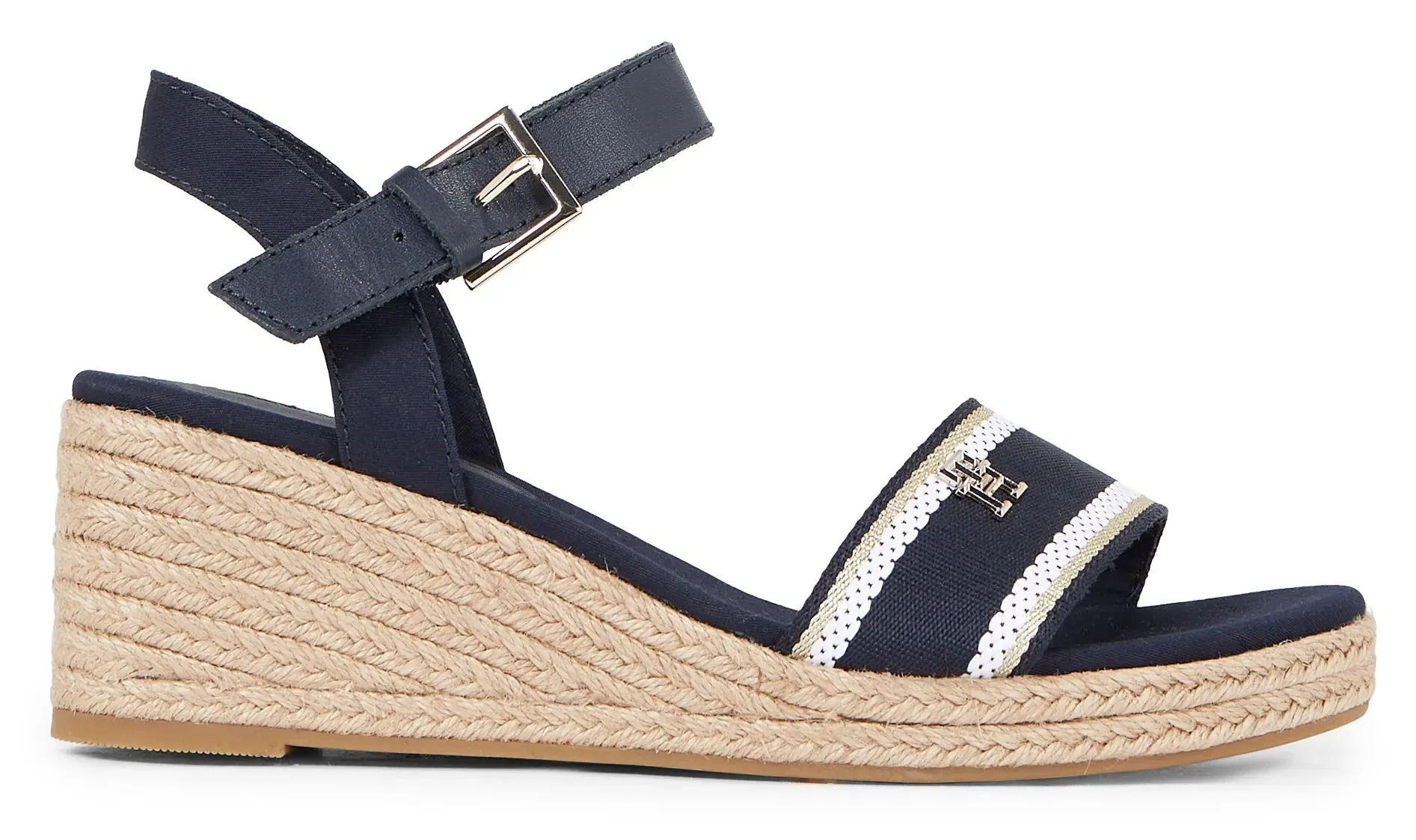 Босоножки на танкетке Tommy Hilfiger "WEBBING WEDGE SANDAL", летняя обувь, босоножки, каблук-танкетка, с регулируемой пряжкой, синий
Босоножки на танкетке Tommy Hilfiger "WEBBING WEDGE SANDAL", летняя обувь, босоножки, каблук-танкетка, с регулируемой пряжкой, синий