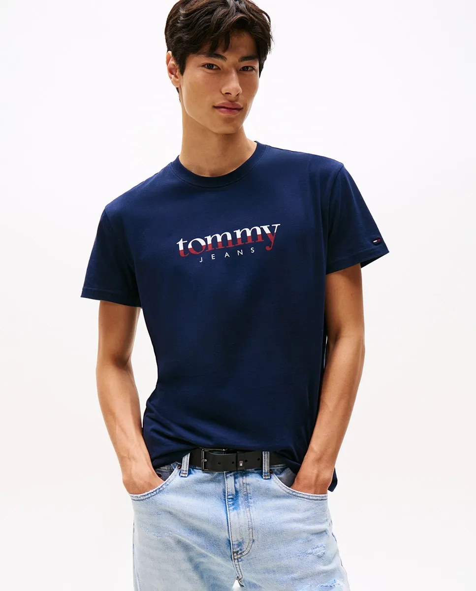 Футболка мужская стандартного кроя с коротким рукавом Tommy Jeans, темно-синий
Футболка мужская стандартного кроя с коротким рукавом Tommy Jeans, темно-синий