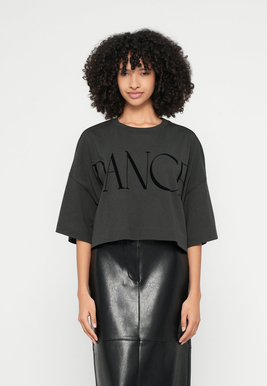 Футболка BOSS EPHILAS, Open Grey/Grey, Серый, Футболка BOSS EPHILAS, Open Grey/Grey
Футболка BOSS EPHILAS, Open Grey/Grey, Серый, Футболка BOSS EPHILAS, Open Grey/Grey