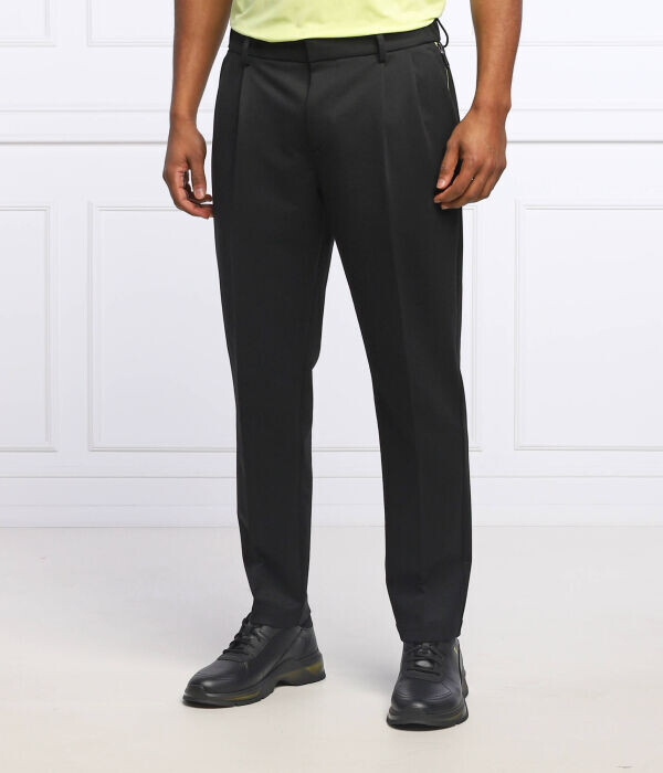 Брюки Boss Green aj с двойной складкой, черный
Брюки Boss Green aj с двойной складкой, черный