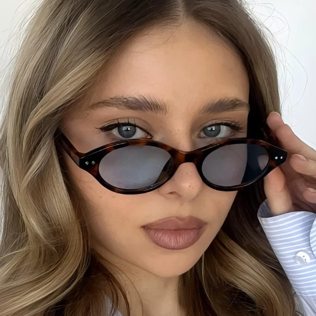 Солнцезащитные очки с защитой UV400 | Маленькая оправа, цветные линзы | для женщин и мужчин, для занятий спортом на открытом воздухе и вождения (C10) LXLHWN, C3
Солнцезащитные очки с защитой UV400 | Маленькая оправа, цветные линзы | для женщин и мужчин, для занятий спортом на открытом воздухе и вождения (C10) LXLHWN, C3