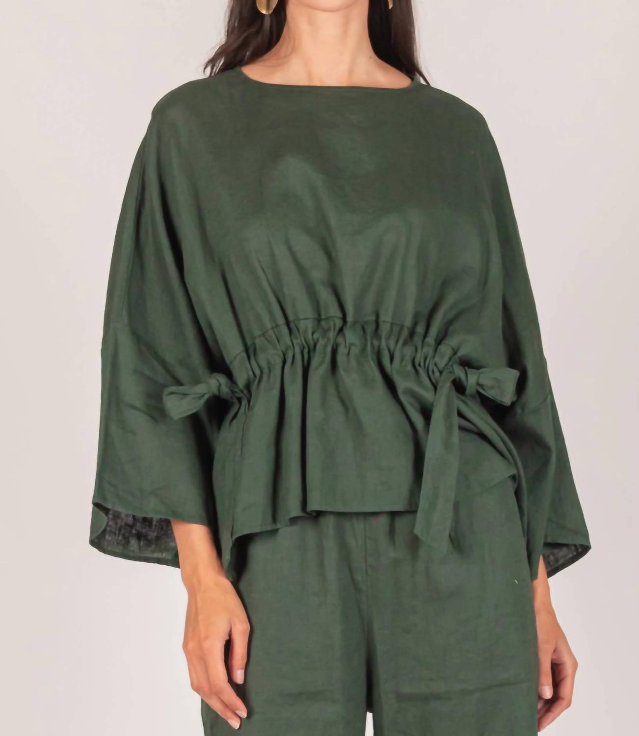 Выстиранный топ с подкладкой, коротким рукавом и завязками на тале в цвете "Эдемская зелень" Before You Collection
Выстиранный топ с подкладкой, коротким рукавом и завязками на тале в цвете "Эдемская зелень" Before You Collection