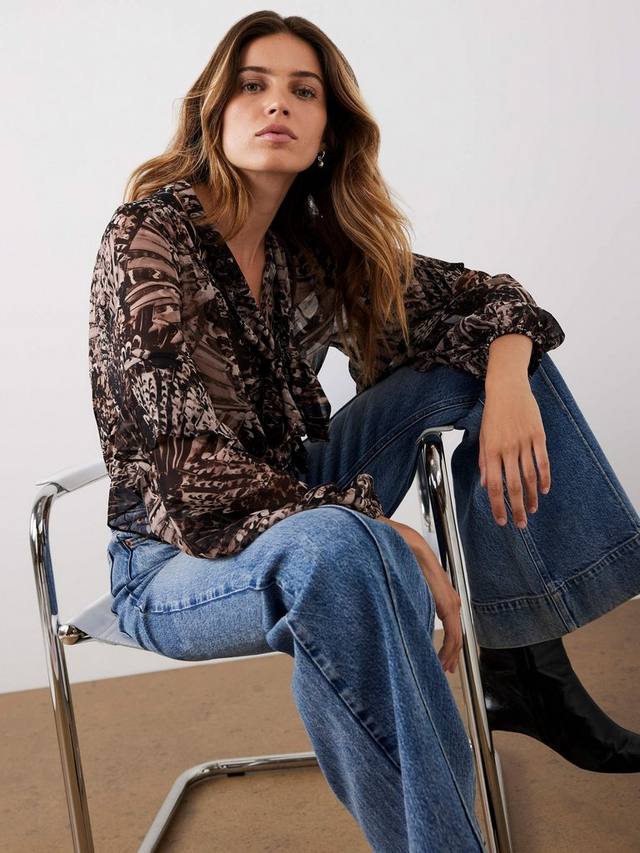 Блузка с оборками и принтом "перья" Mint Velvet, Brown/Multi
Блузка с оборками и принтом "перья" Mint Velvet, Brown/Multi