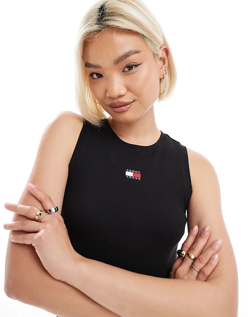 Узкая майка Tommy Jeans черного цвета
Узкая майка Tommy Jeans черного цвета