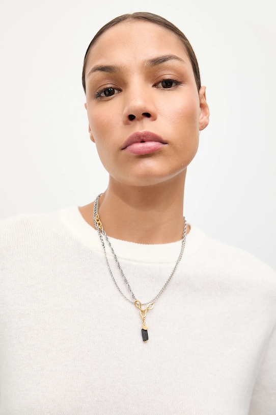 Серебряное ожерелье ручной работы Answear.Lab
Серебряное ожерелье ручной работы Answear.Lab