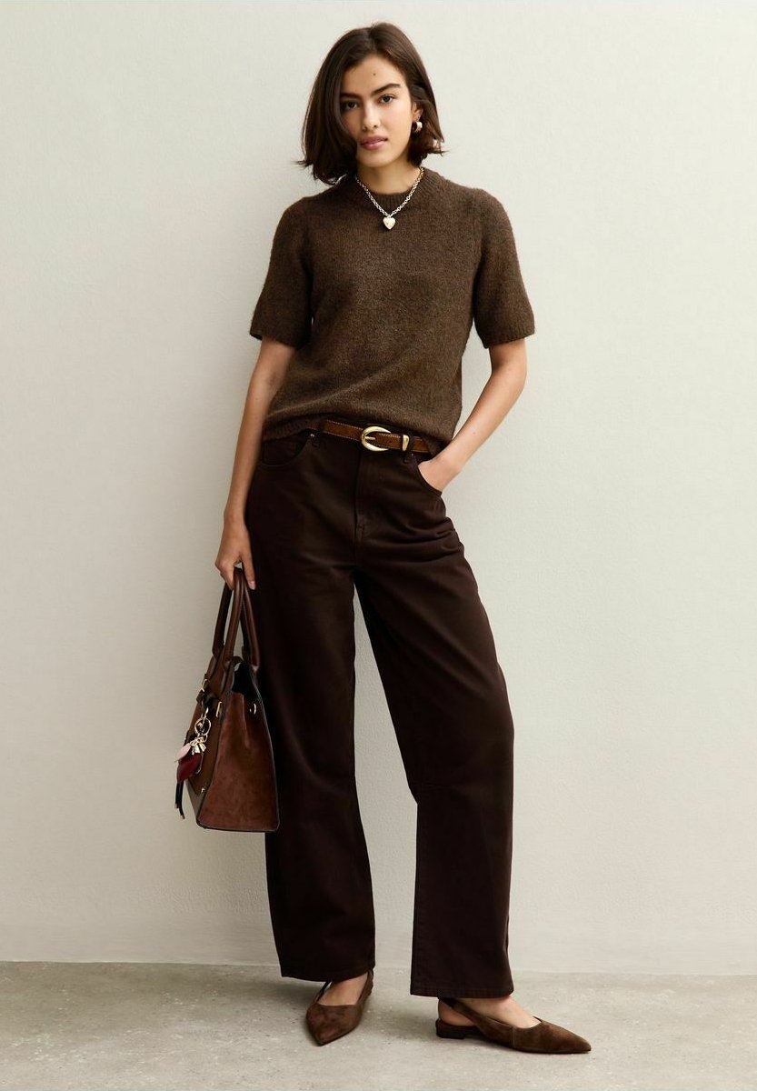 Футболка New Look SHORT SLEEVE , Dark Brown
Футболка New Look SHORT SLEEVE , Dark Brown