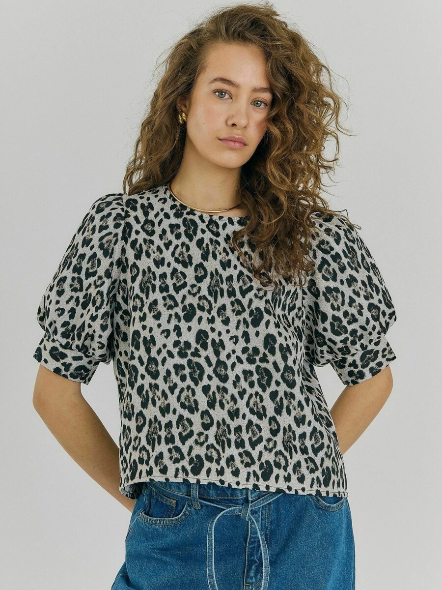 Топ NORR Lelo, серый
Топ NORR Lelo, серый