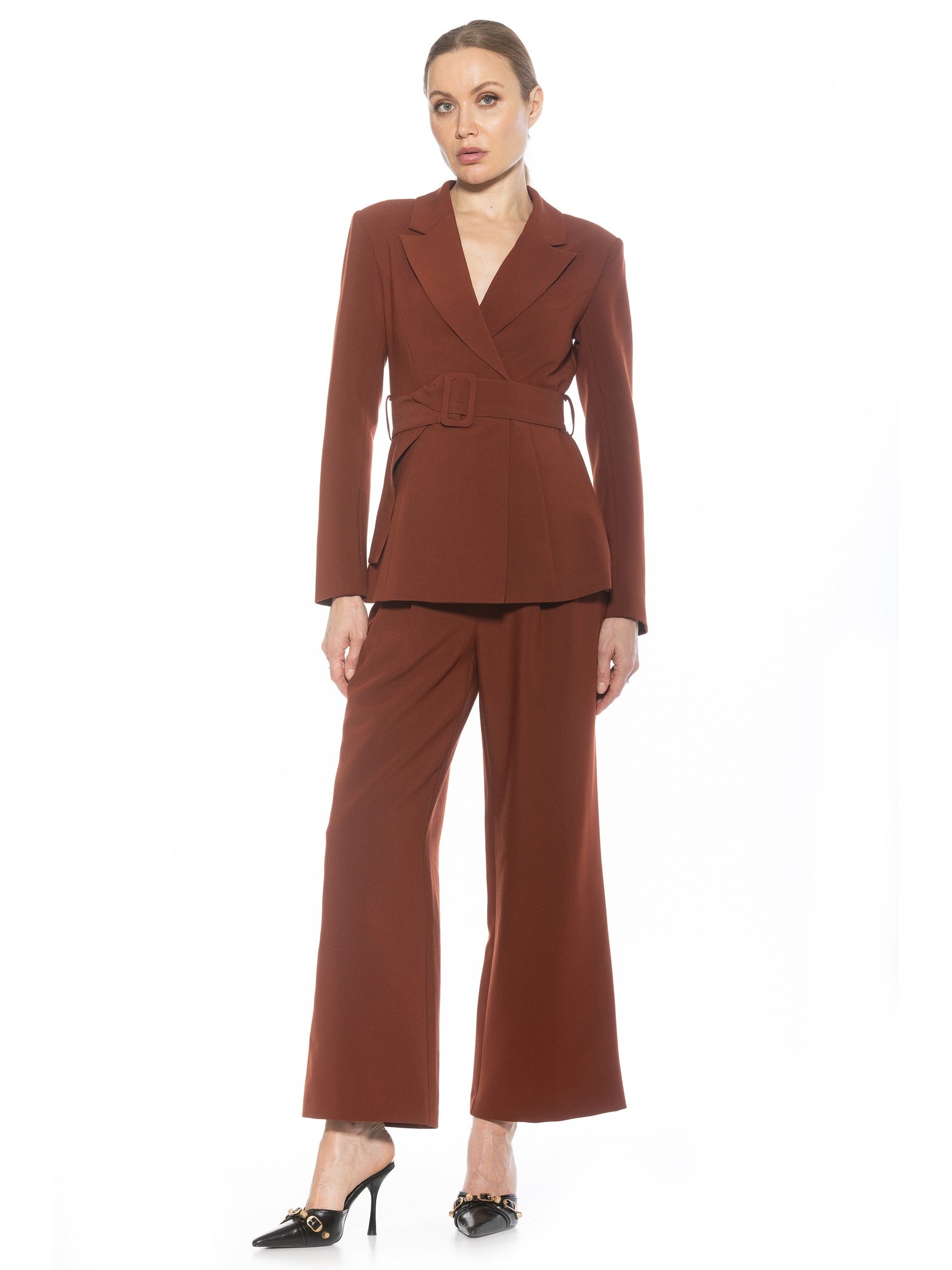 Джанна Блейзер ALEXIA ADMOR, коричневый
Джанна Блейзер ALEXIA ADMOR, коричневый