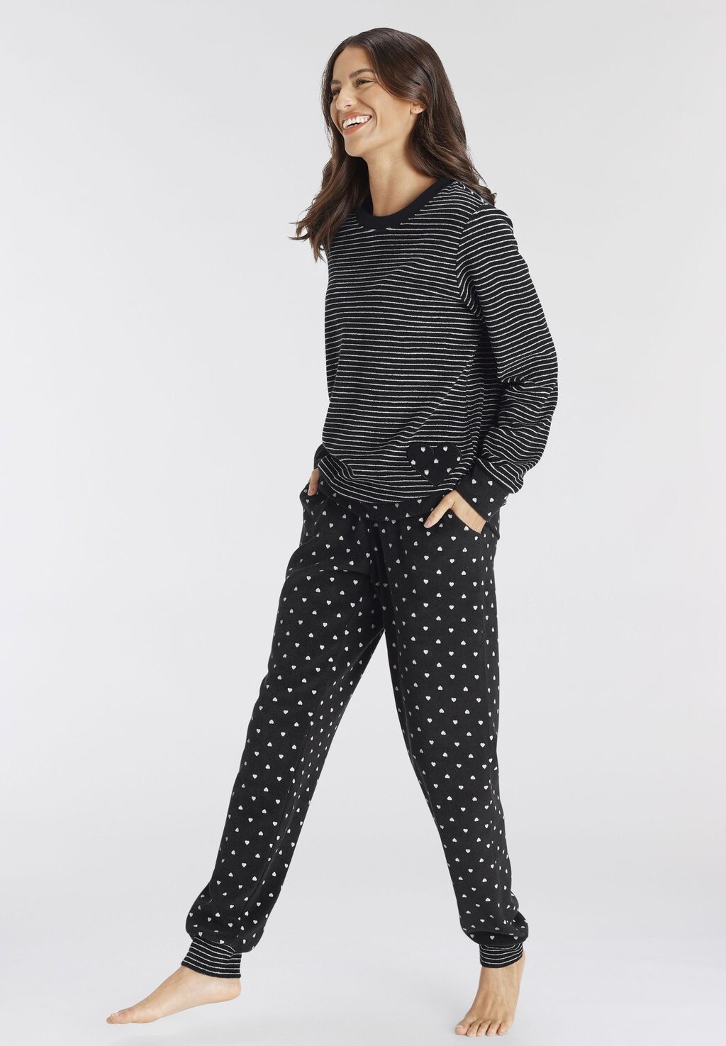 Пижамный комплект Vivance, темно-синий
Пижамный комплект Vivance, темно-синий