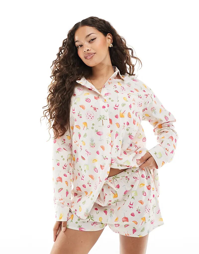 Рубашка свободного кроя Miss Selfridge Petite с фруктовым принтом
Рубашка свободного кроя Miss Selfridge Petite с фруктовым принтом