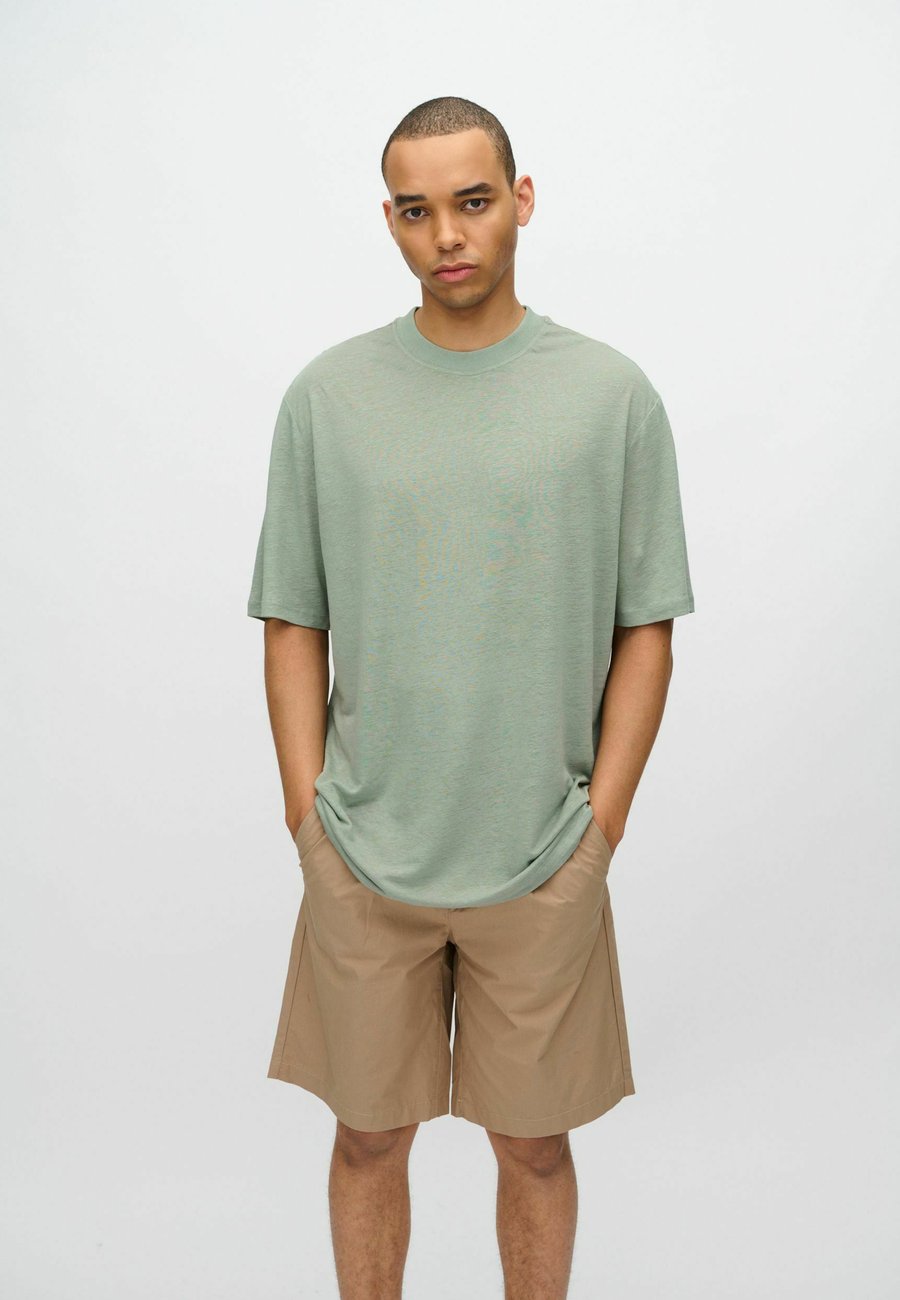 Футболка Minimum LONO TEE, Iceberg Green/Green
Футболка Minimum LONO TEE, Iceberg Green/Green